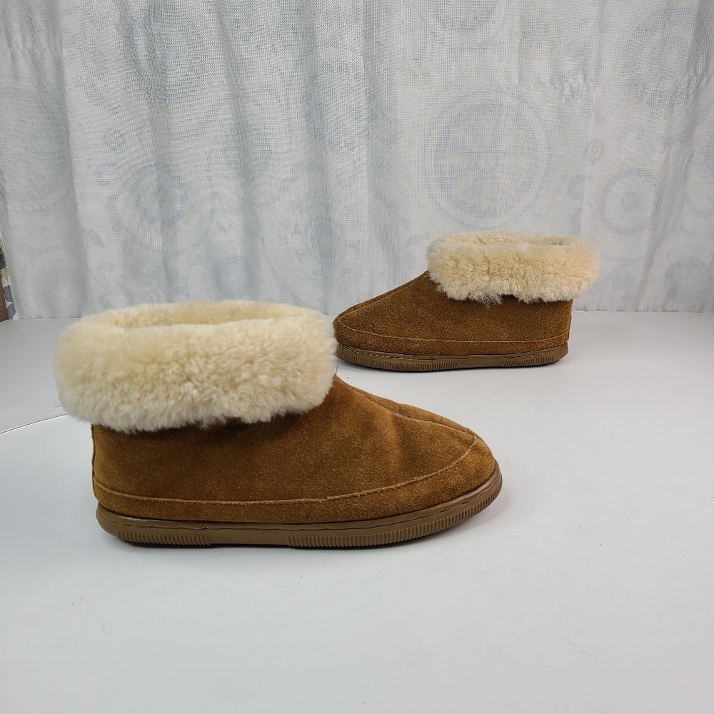 Staheekum brown suede leather sheepskin lined slippers women's size 6